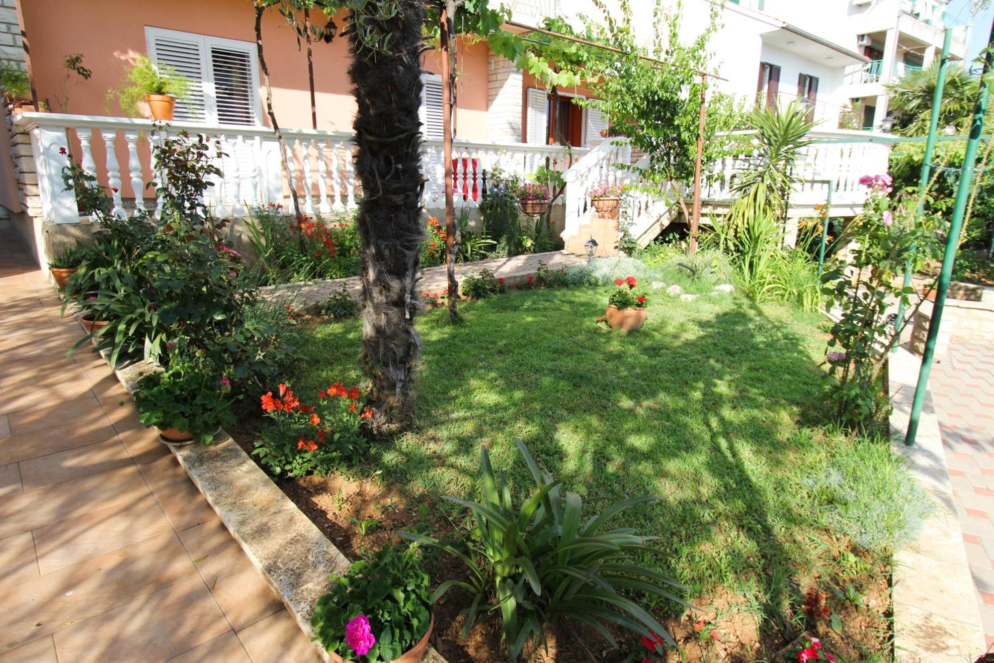 Apartmani Roje סבטי פיליפ אי ג'קוב מראה חיצוני תמונה
